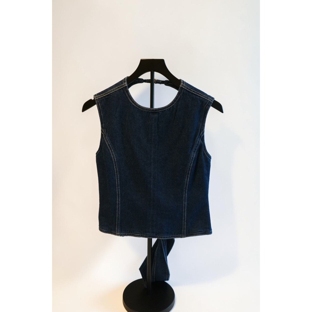 Lioness Dark Wash Denim Open Back Tie Bow Crop Top Small - Picture 2 of 12